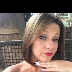 Meet your Posher, Christel